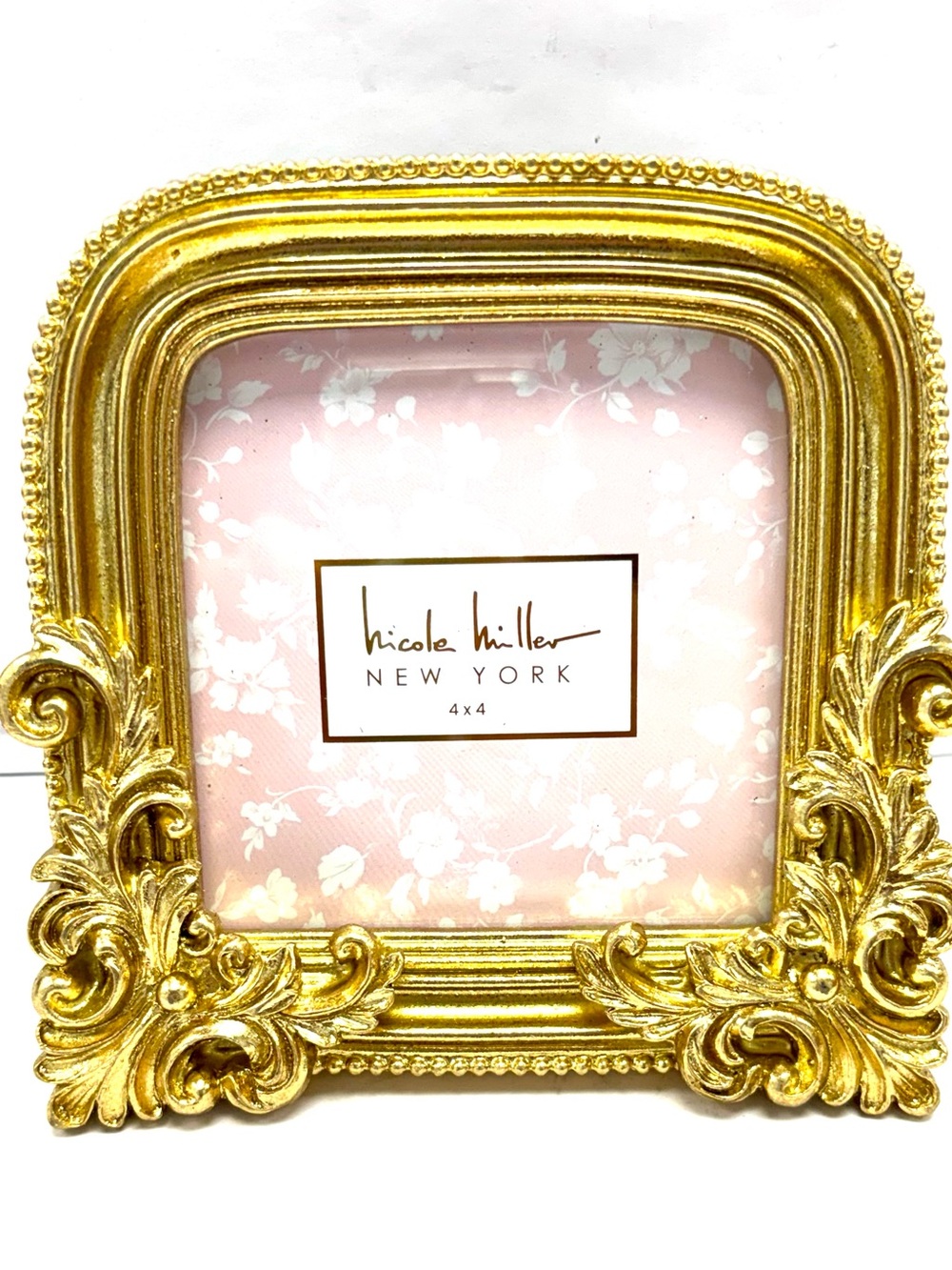 Nicole Miller New York Baroque Style 4 x 4 Gold Picture Frame Easel Back F441004